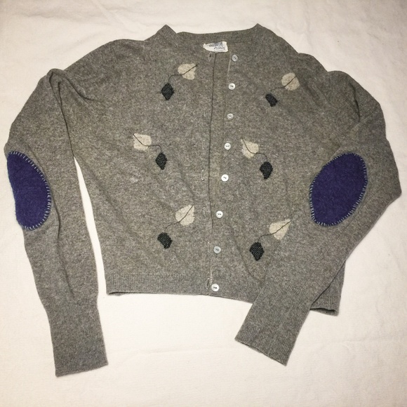 SOLD LOCALLY/Adorable Upcycled Vintage Wool Cardigan - Picture 3 of 7